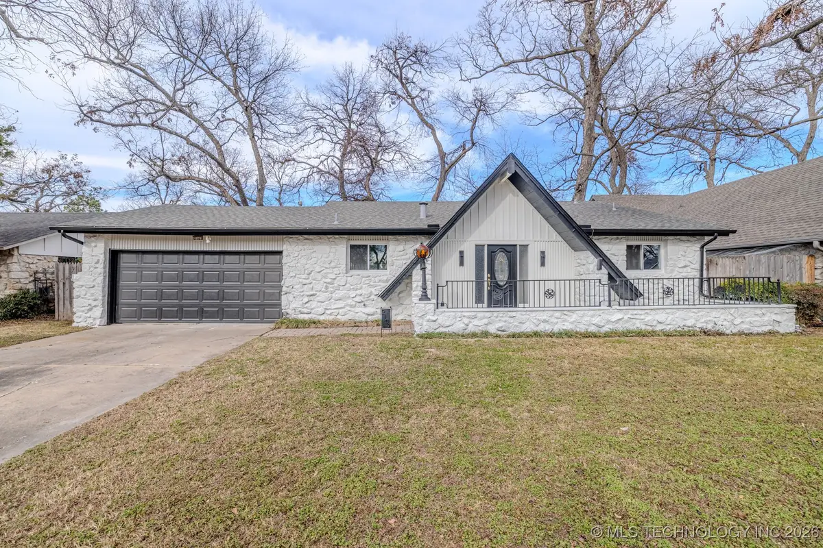 2107 E 52nd Place, Tulsa, OK 74105 - Image #1