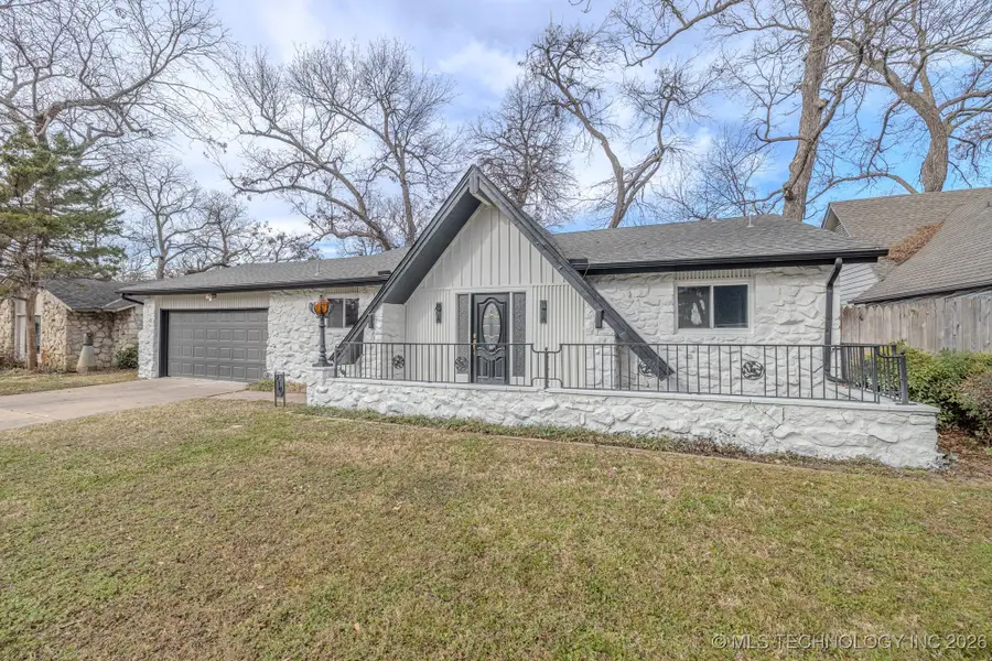 2107 E 52nd Place, Tulsa, OK 74105 - Image #2