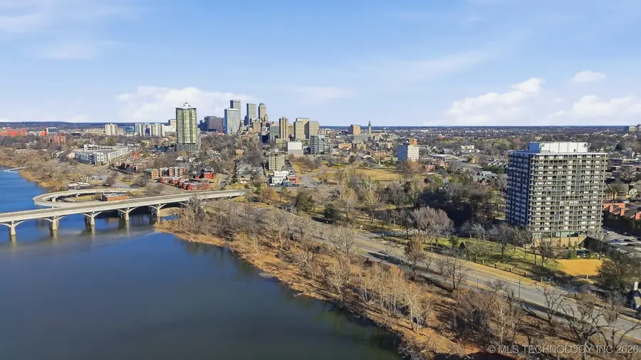 2300 S Riverside Drive #4B, Tulsa, OK 74114 - Image #2