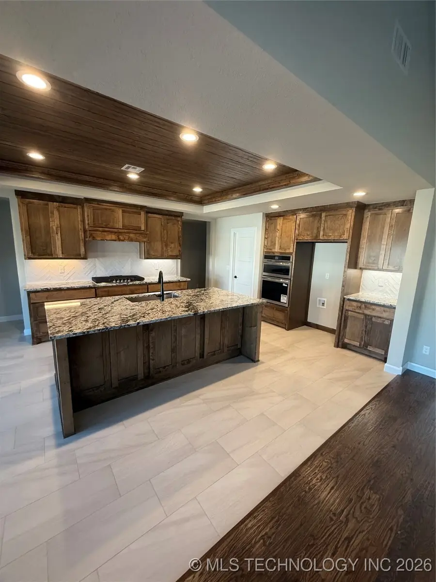 23277 E 107th Street S, Broken Arrow, OK 74014 - Image #3