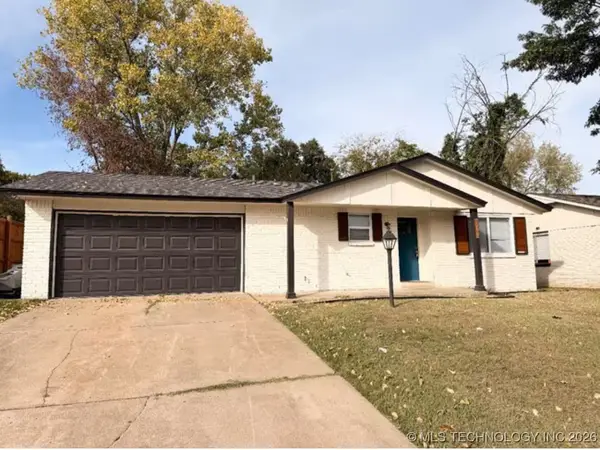 8941 E 57th Street, Tulsa, OK 74145