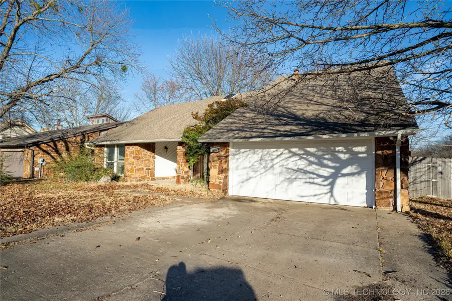 3009 S Aspen Court, Broken Arrow, OK 74012 - Image #2