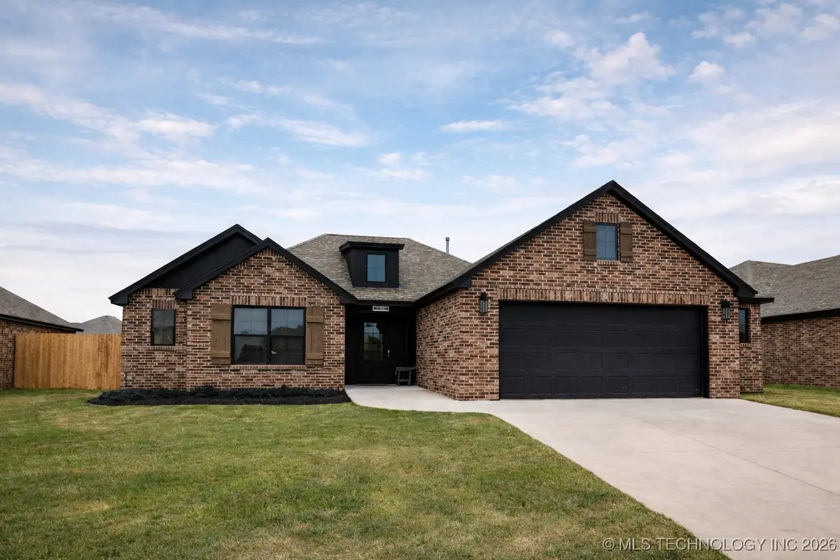 27605 E 108th Place S, Coweta, OK 74429 - Image #1