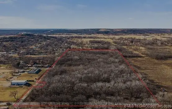 400 NW Cass Avenue, Bartlesville, OK 74003