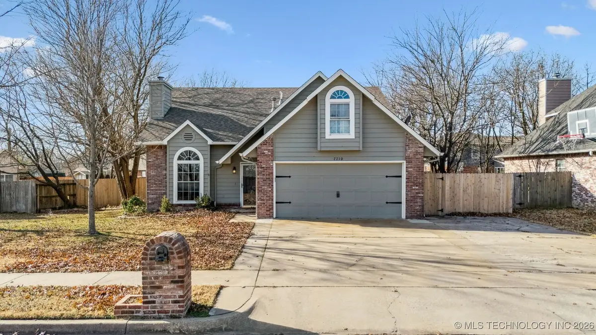 7710 N 132nd East Avenue, Owasso, OK 74055 - Image #1