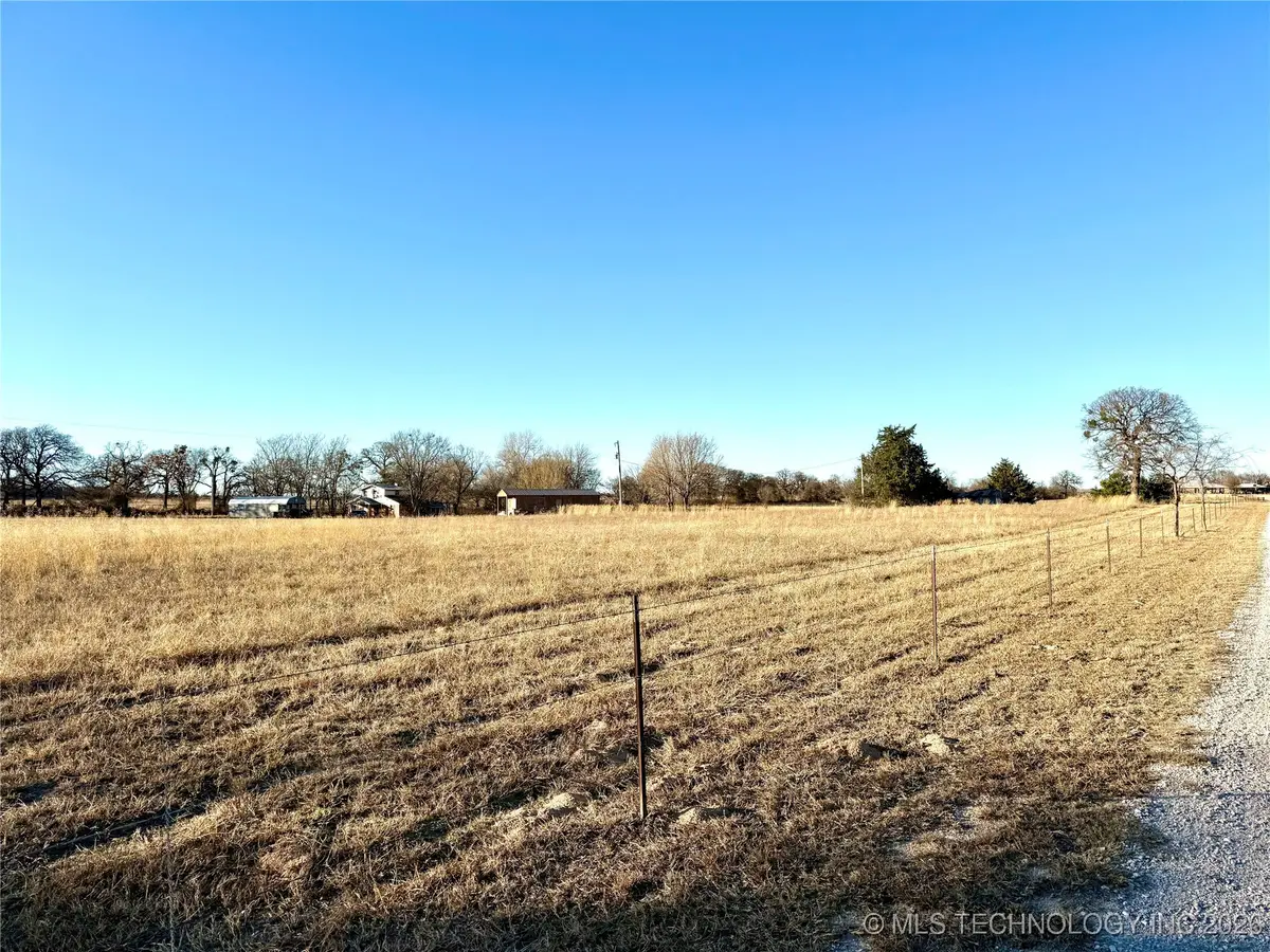Brush Turkey, Thackerville, OK 73459 - Image #1