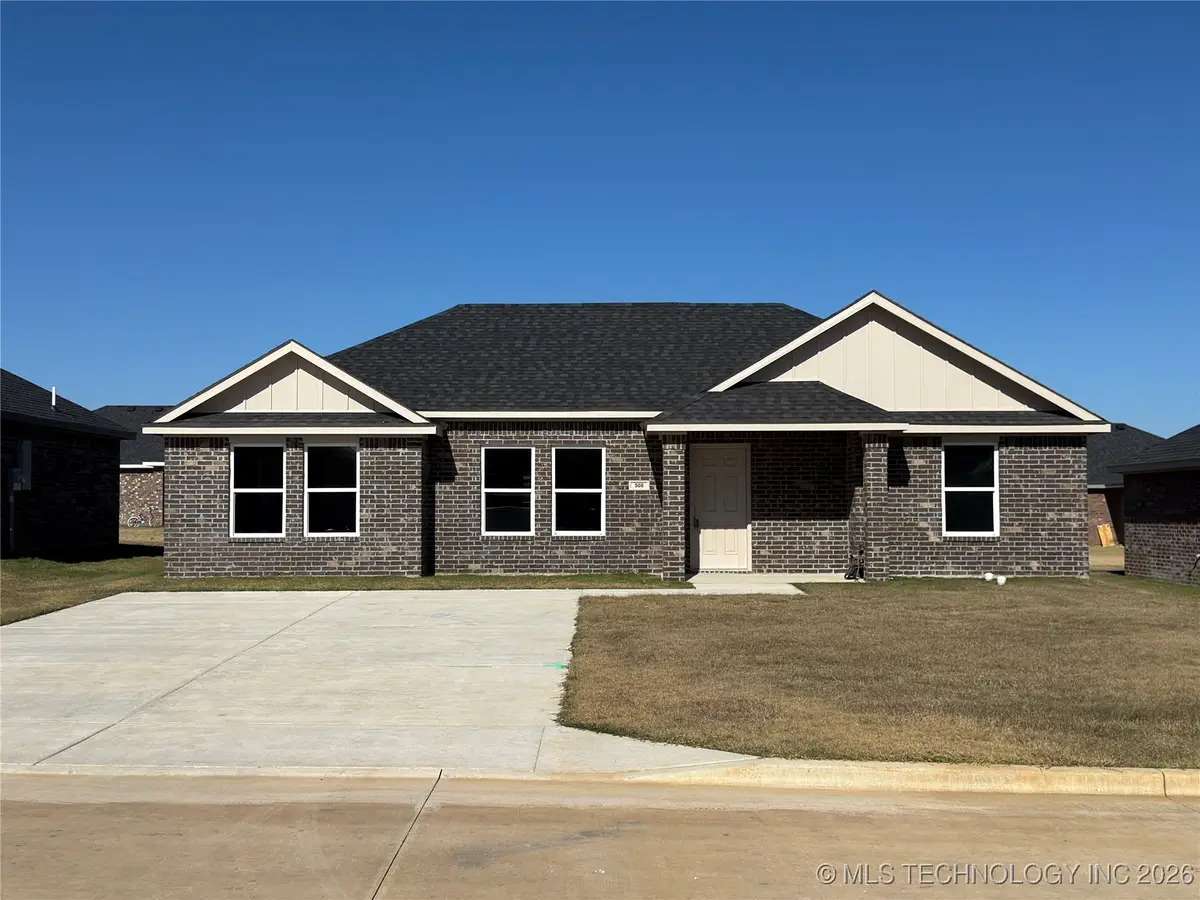 508 Honeysuckle Lane, Madill, OK 73446 - Image #1