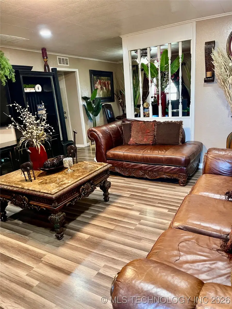 10621 E Admiral Boulevard, Tulsa, OK 74116 - Image #2