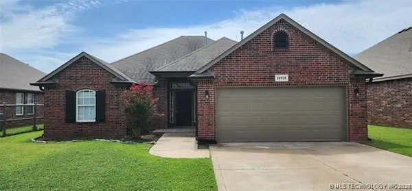 18918 E 49th Place, Broken Arrow, OK 74134