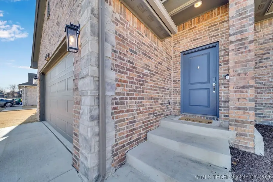 14736 S Maplewood Place, Bixby, OK 74008 - Image #3