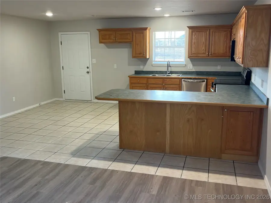 707 S 14 Street, Durant, OK 74701 - Image #2