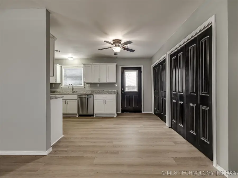 11840 N 190th East Avenue, Collinsville, OK 74021 - Image #2