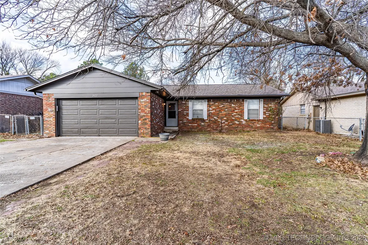 2422 S Independence Street, Sapulpa, OK 74066 - Image #1