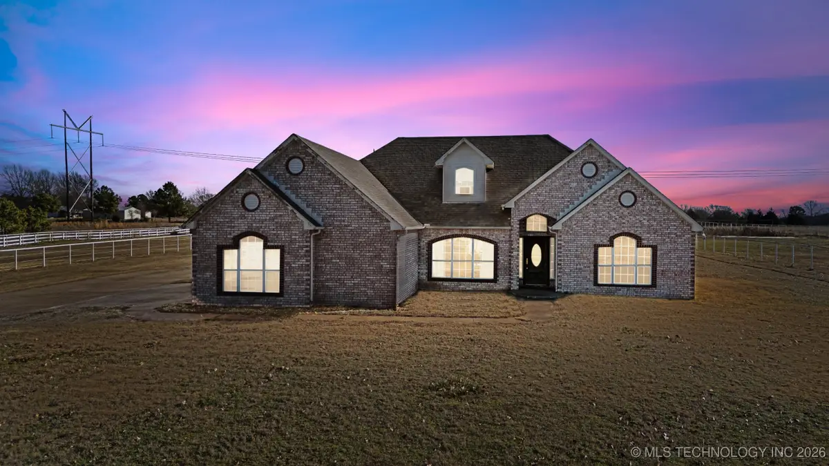 8109 S Winwood Lane, Broken Arrow, OK 74014 - Image #1