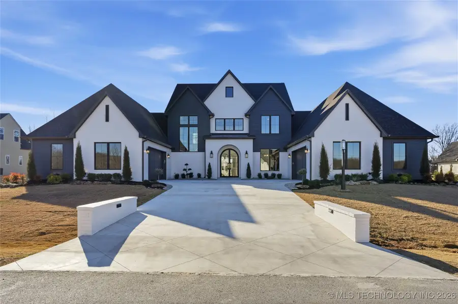 17802 E Patriot Drive, Owasso, OK 74055 - Image #2