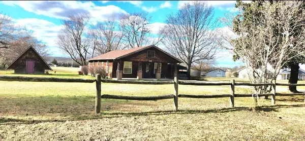 1509 N 5th Street, Henryetta, OK 74437