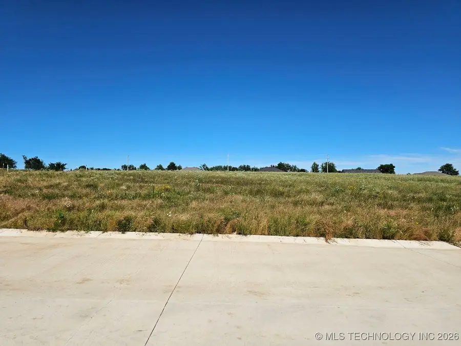 2021 N Everly Drive, Tahlequah, OK 74464 - Image #2