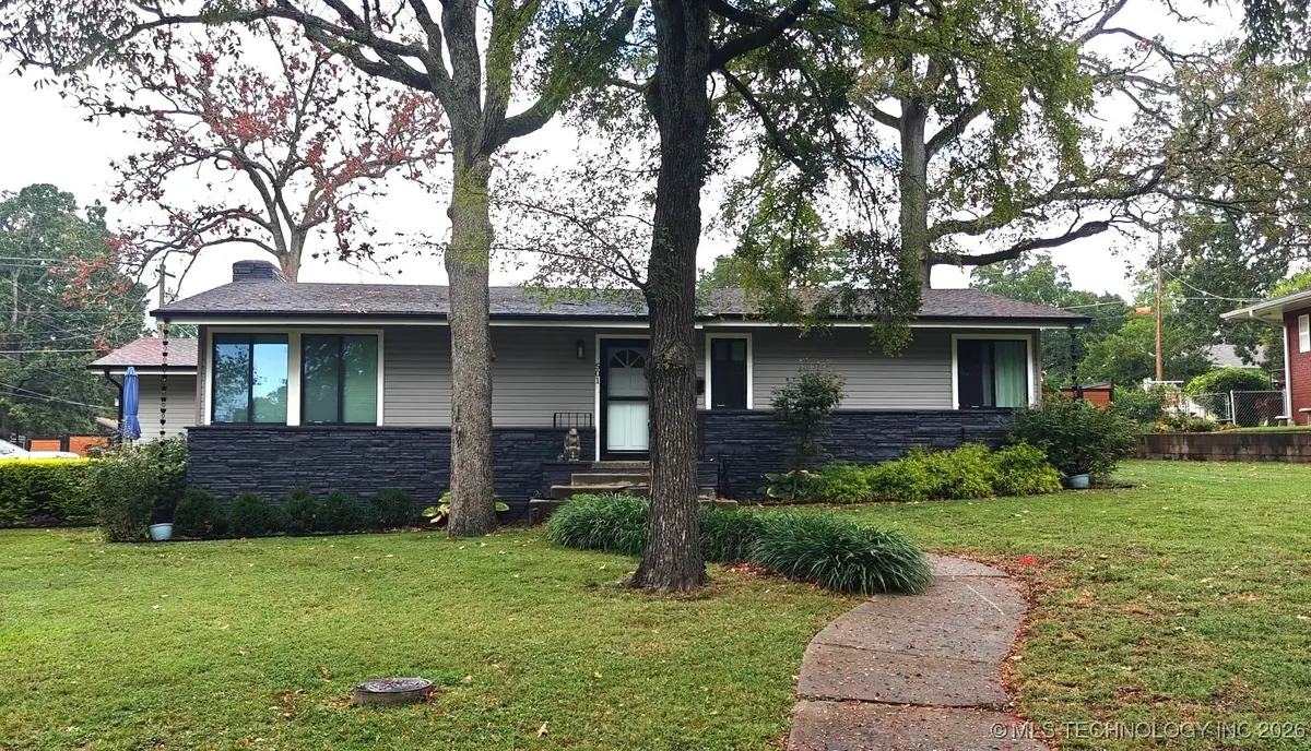 501 E Seneca Street, Tahlequah, OK 74464 - Image #1