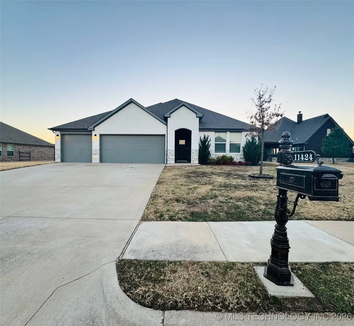 11424 S 282nd East Avenue S, Coweta, OK 74429 - Image #1