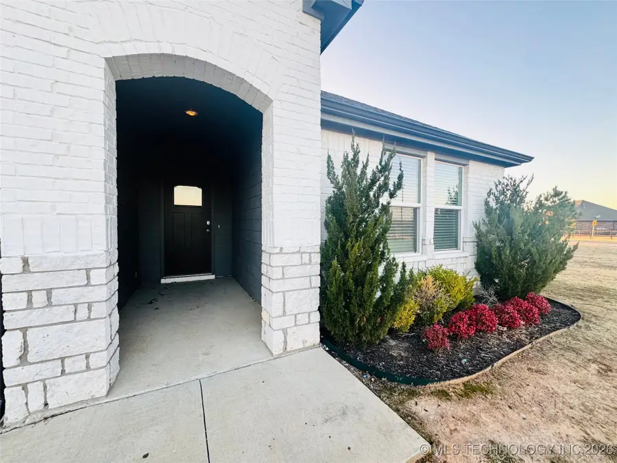 11424 S 282nd East Avenue S, Coweta, OK 74429 - Image #3