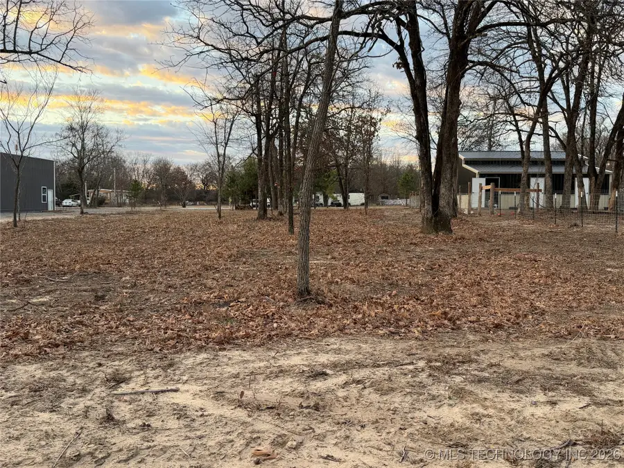 Siers Road, Eufaula, OK 74432 - Image #2