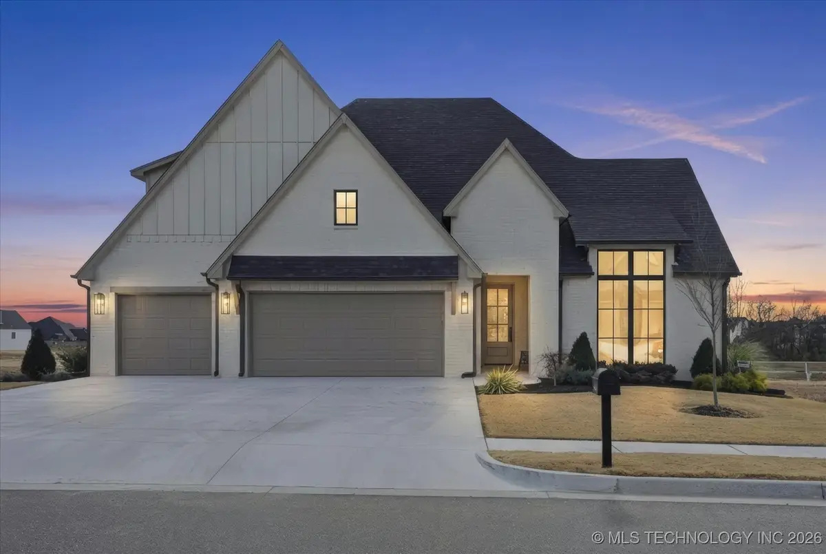 2338 E 134th Circle S, Bixby, OK 74008 - Image #1