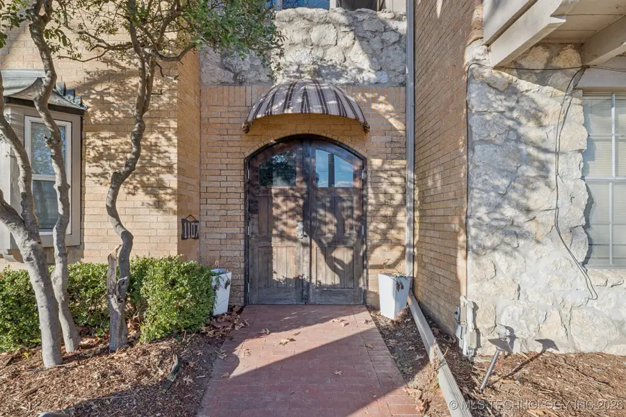 1107 E 45th Place #15, Tulsa, OK 74105 - Image #3