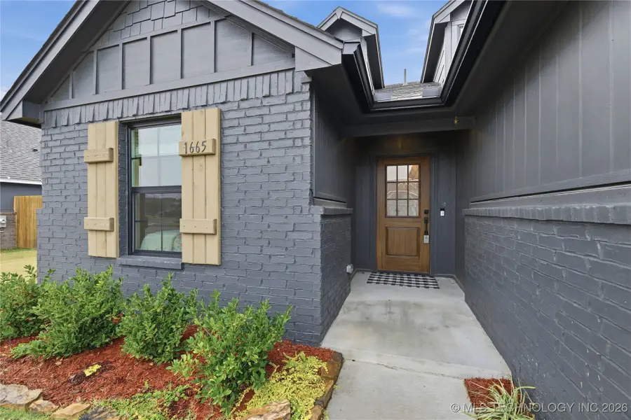 1665 E 138th Place, Glenpool, OK 74033 - Image #2