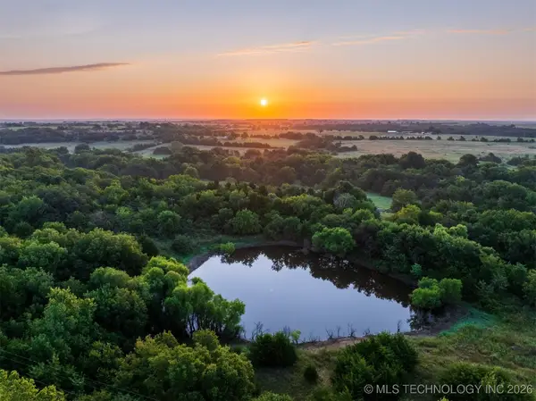 2 E Mcelroy Road, Yale, OK 74085