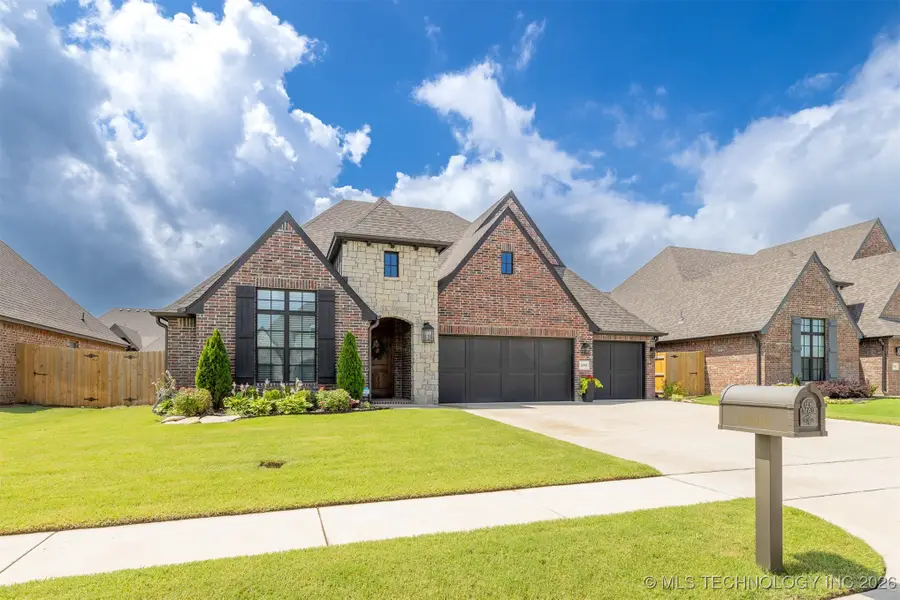 14804 E 77th Place, Owasso, OK 74055 - #3