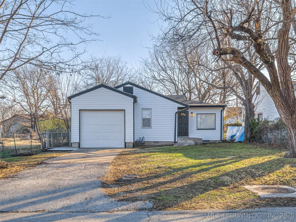 4627 S 29th West Avenue, Tulsa, OK 74107 - Image #1