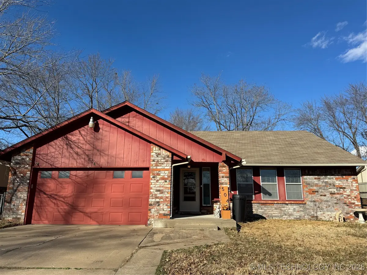 504 W Utica Place, Broken Arrow, OK 74011 - Image #1