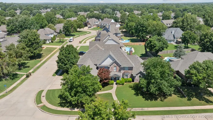 6904 E Galveston Street, Broken Arrow, OK 74014 - #2