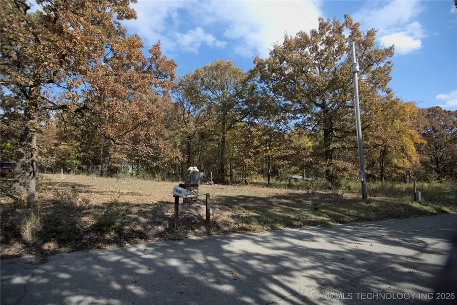 428 Hendryx Point Road, Eucha, OK 74342 - Image #3