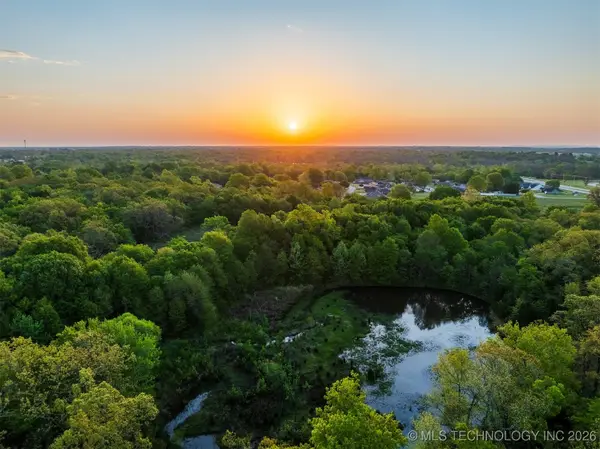 125 E Southbrook Avenue, Okmulgee, OK 74447