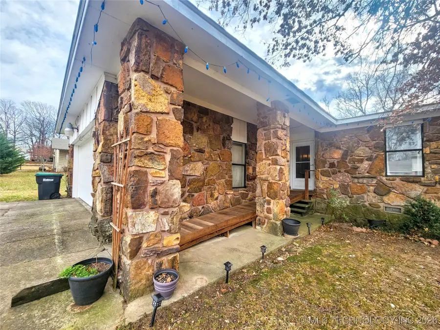 606 Jeffery Street, Tahlequah, OK 74464 - Image #2