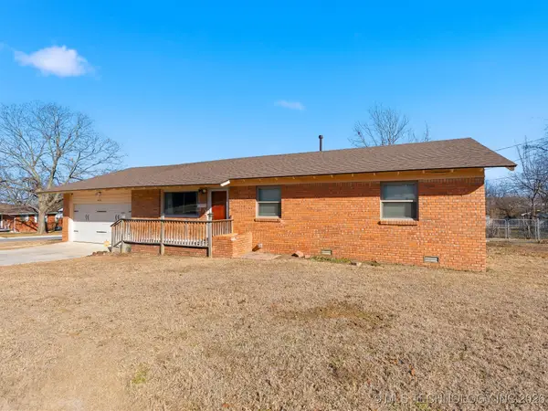 820 N Nancy Drive, Ada, OK 74820