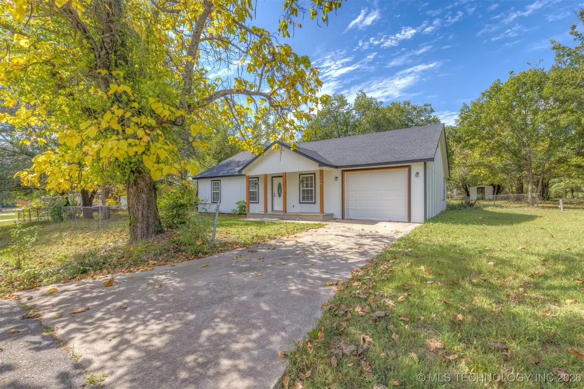 714 Cedar Lane, Okmulgee, OK 74447 - #1