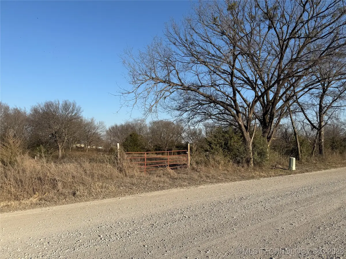 S 326th East Avenue, Coweta, OK 74429 - Image #1