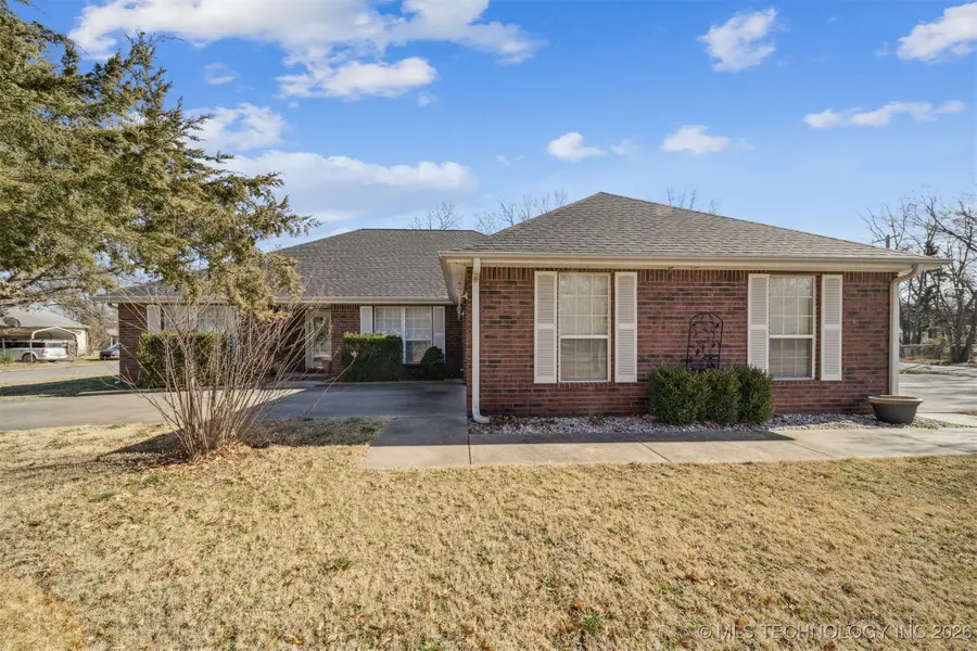 201 N Coo Y Yah Street, Pryor, OK 74361 - Image #3