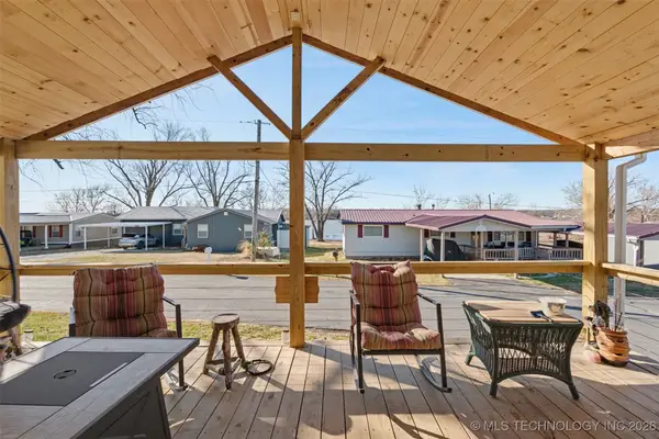 25756 S 605 Road, Grove, OK 74344