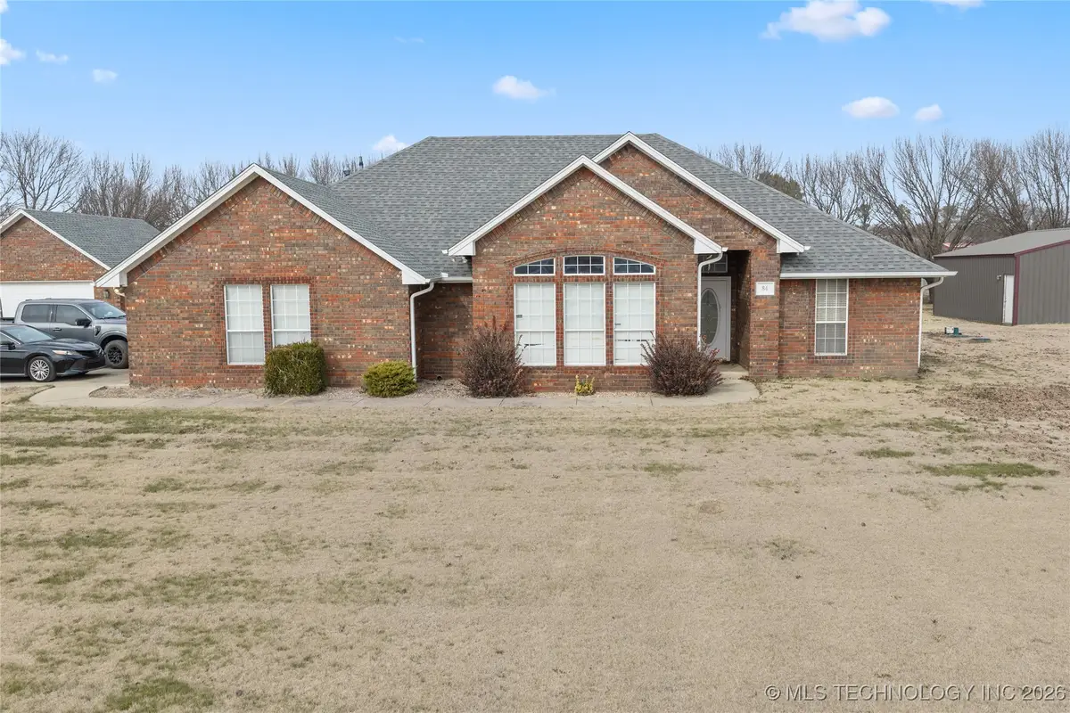 84 Glenway, Lone Grove, OK 73401 - Image #1