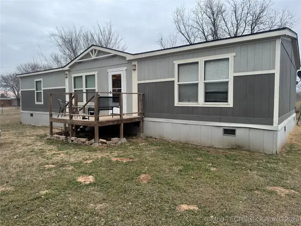 2409 Yarnaby Road, Hendrix, OK 74741