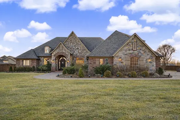 24754 E 143rd Street S, Coweta, OK 74429