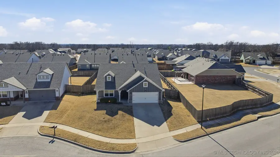 3405 E Sandusky Street, Broken Arrow, OK 74014 - Image #2