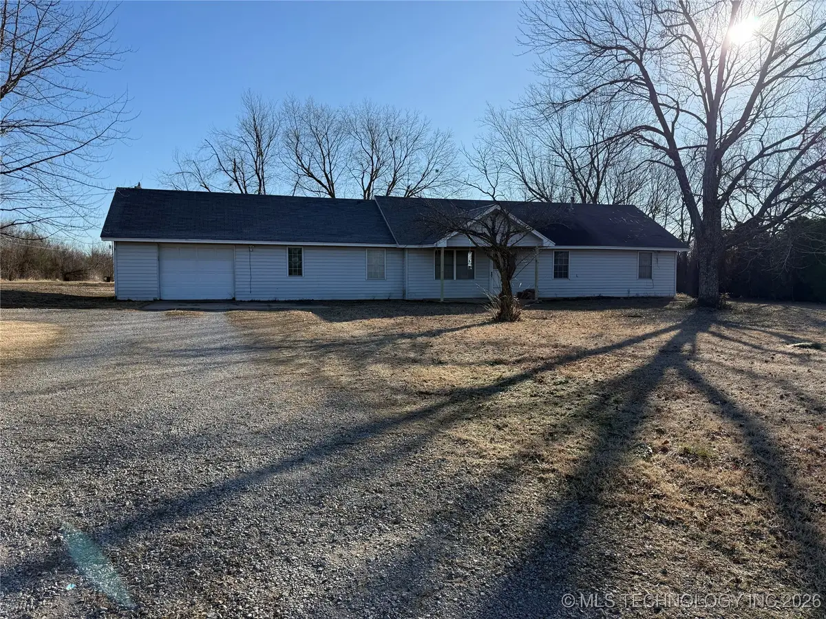 10741 S 4220 Road, Chelsea, OK 74016 - Image #1