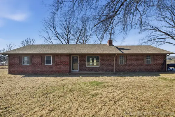 15876 E Pony Lake Drive, Claremore, OK 74019