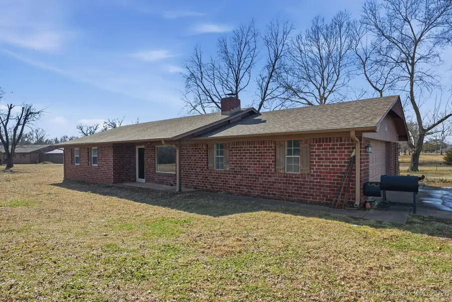 15876 E Pony Lake Drive, Claremore, OK 74019 - #2