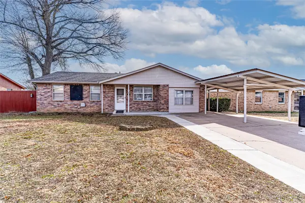 504 E Pershing Place, Bristow, OK 74010