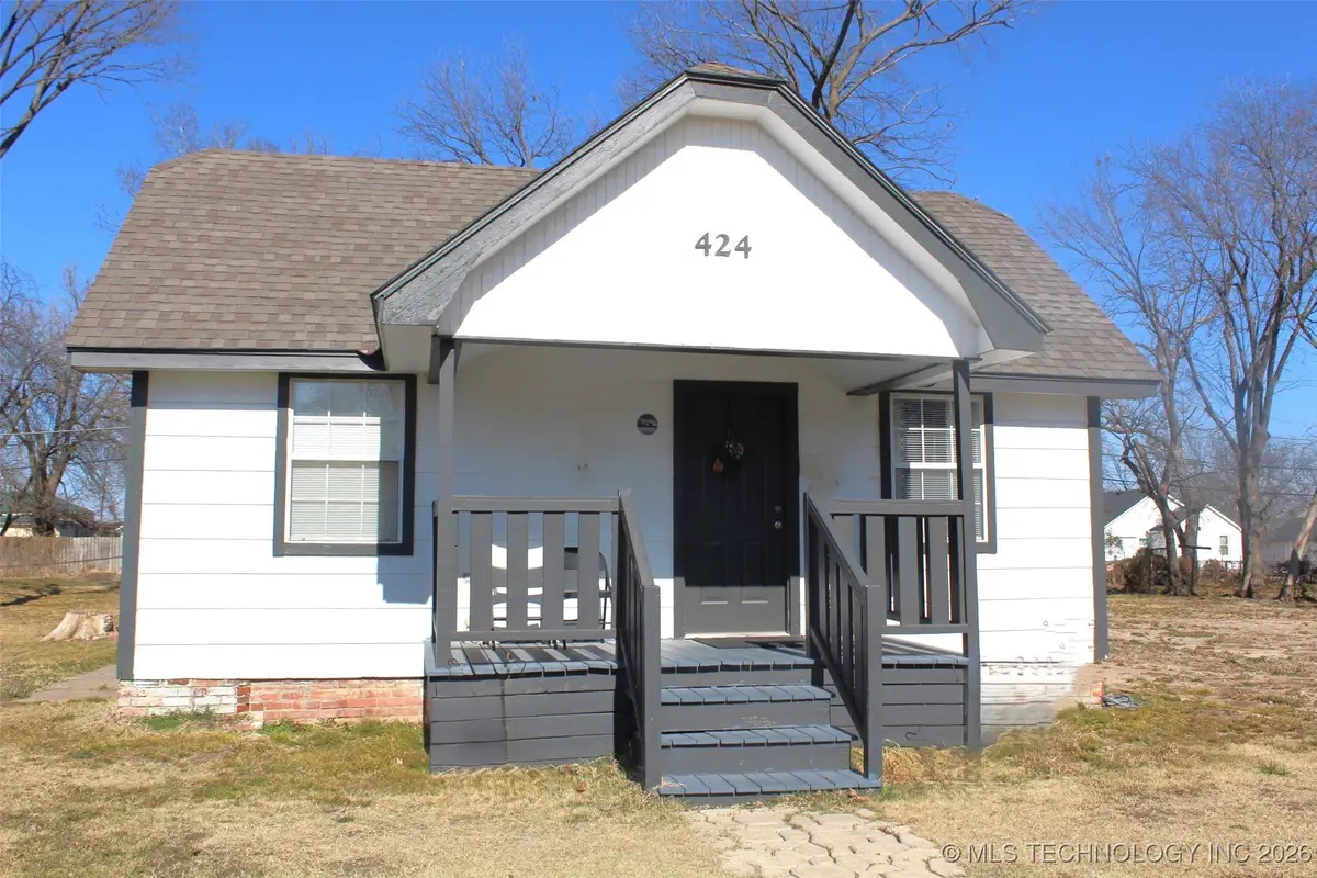 424 W 15th Street, Ada, OK 74820 - Image #1